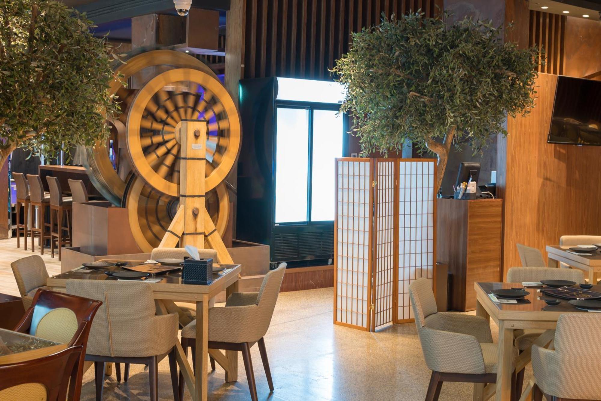 Stella Di Mare Dubai Marina Hotel Esterno foto Interior of a restaurant in the Emirates Palace